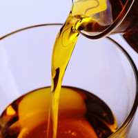 鲁花菜籽油 低芥酸 特香 压榨一级 食用油 非转基因 纯菜油 浓香 低芥酸 浓香菜籽油 1.6L*1桶