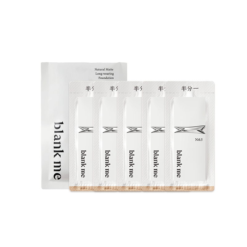  Blank ME/半分一 油皮适用 女士粉底液 试色卡