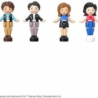 Polly 袖珍玩具套装,Friends 小巧型,含 6 个玩偶和 9 个配件