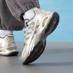 adidas CLIMACOOL VENTO 4.0 透气缓震 跑鞋