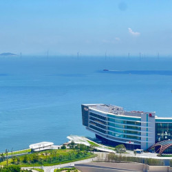 算下来房费就600+，周六微加价！珠海东澳岛万豪度假酒店 豪华海景大/双床房1晚套餐（含双早+东澳岛码头接送+餐饮消费券等）
