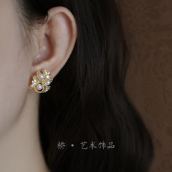 花饰庄园 珍珠耳环女复古重工轻奢耳钉感银耳针个性欧美潮流耳饰品 缠绕珍珠耳钉