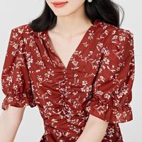 【夏日裙装】气质V领设计感连衣裙女优雅时尚高级感裙子