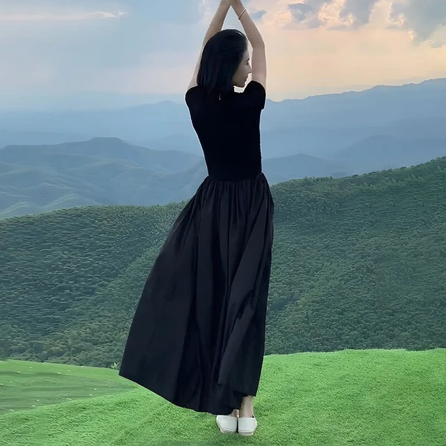 FOURDATRY2025春夏新款黑色裙子长裙小香风mm显瘦小黑裙梨型身材连衣裙 黑色 M