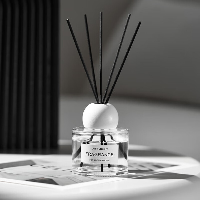 舒居 SHUJUHOME 英国梨小苍兰香薰 120ML