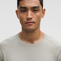 露露乐蒙lululemon丨Metal Vent Tech 男士运动长袖 T 恤 LM3FHKS 橡木棕/淀粉蓝 2XL