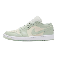 耐克(NIKE)女鞋 春季新款AJ1女子小清新运动板鞋透气休闲鞋实战篮球鞋 HF4078-100