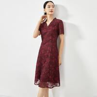 2024年夏季V领蕾丝刺绣连衣裙款收腰礼服裙子