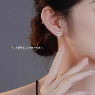 【中国黄金】珍尚银天然淡水珍珠耳钉女纯银耳饰小众气质高级耳环