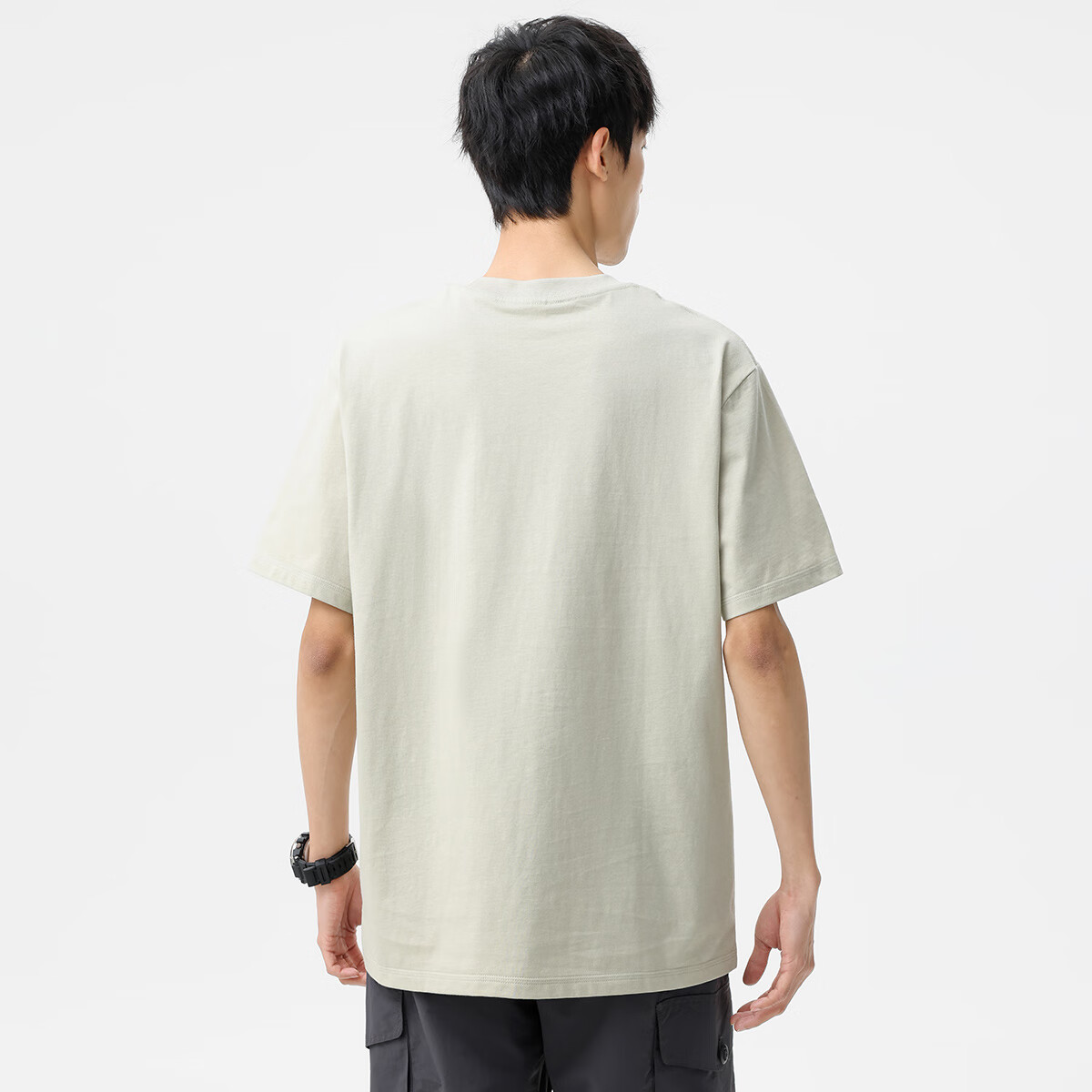 卡其绿