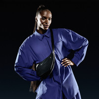 NIKE 新月形斜挎包夏季收纳拉链口袋可调节肩带HQ4370