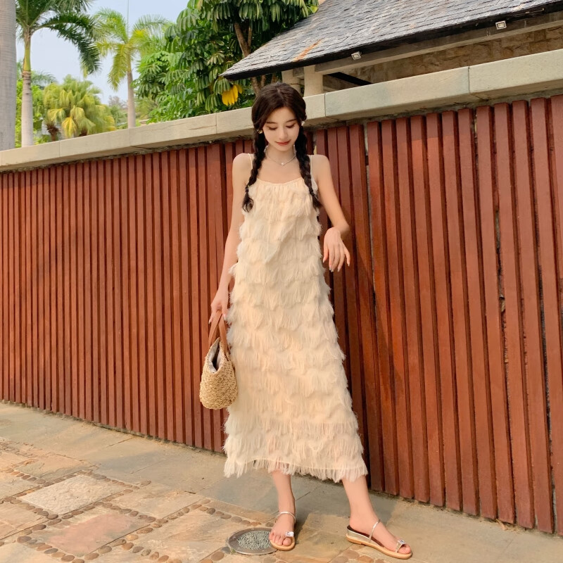 芭雅莲流苏吊带连衣裙女夏季2025新款法式a字蛋糕裙初恋气质长裙子