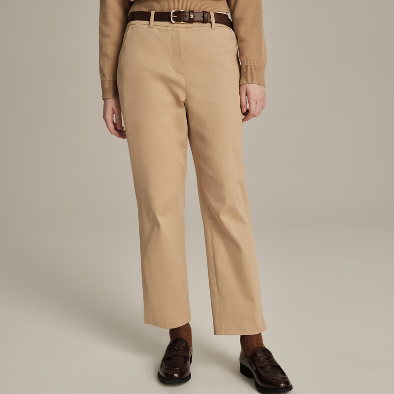 卡其色