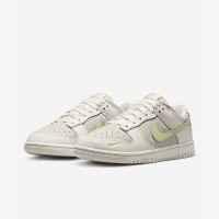 NIKE 耐克 女鞋2025夏新款DUNK LOW白绿低帮复古休闲板鞋 IB3484-001 35.5