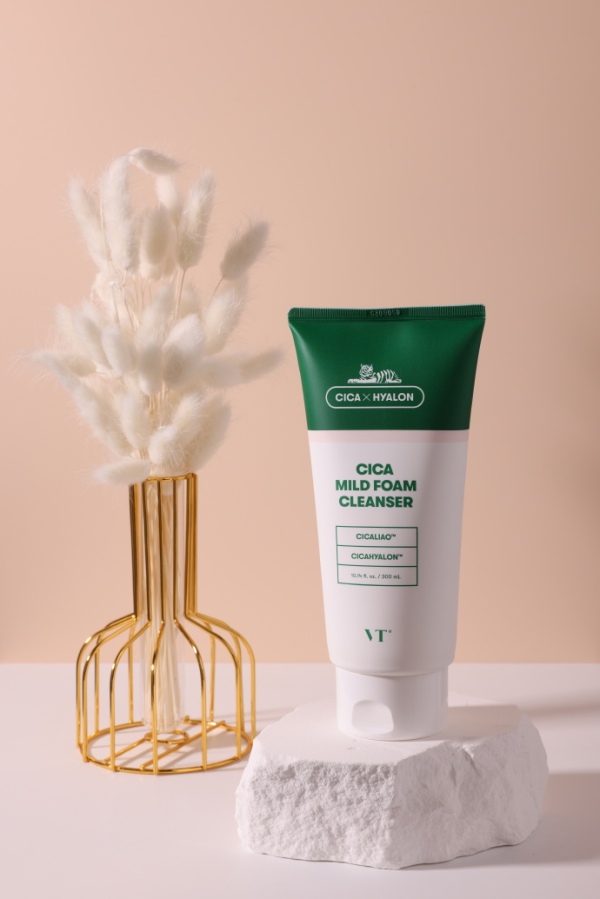 VT° 薇缔 老虎洗面奶 300ml*2只(赠洗脸巾20抽*1+卸妆湿巾8g*2)
