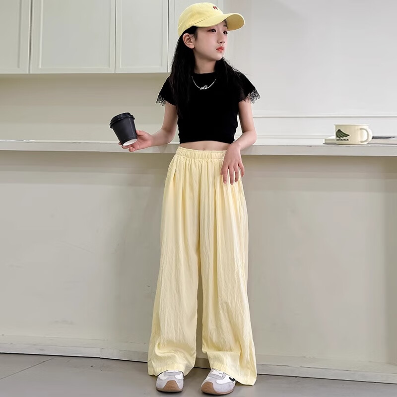 黄色