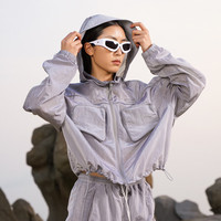 波司登（BOSIDENG）夏季国标时尚防晒衣女短款时尚潮流休闲百搭连帽外套 水银灰8025 M 165/88A