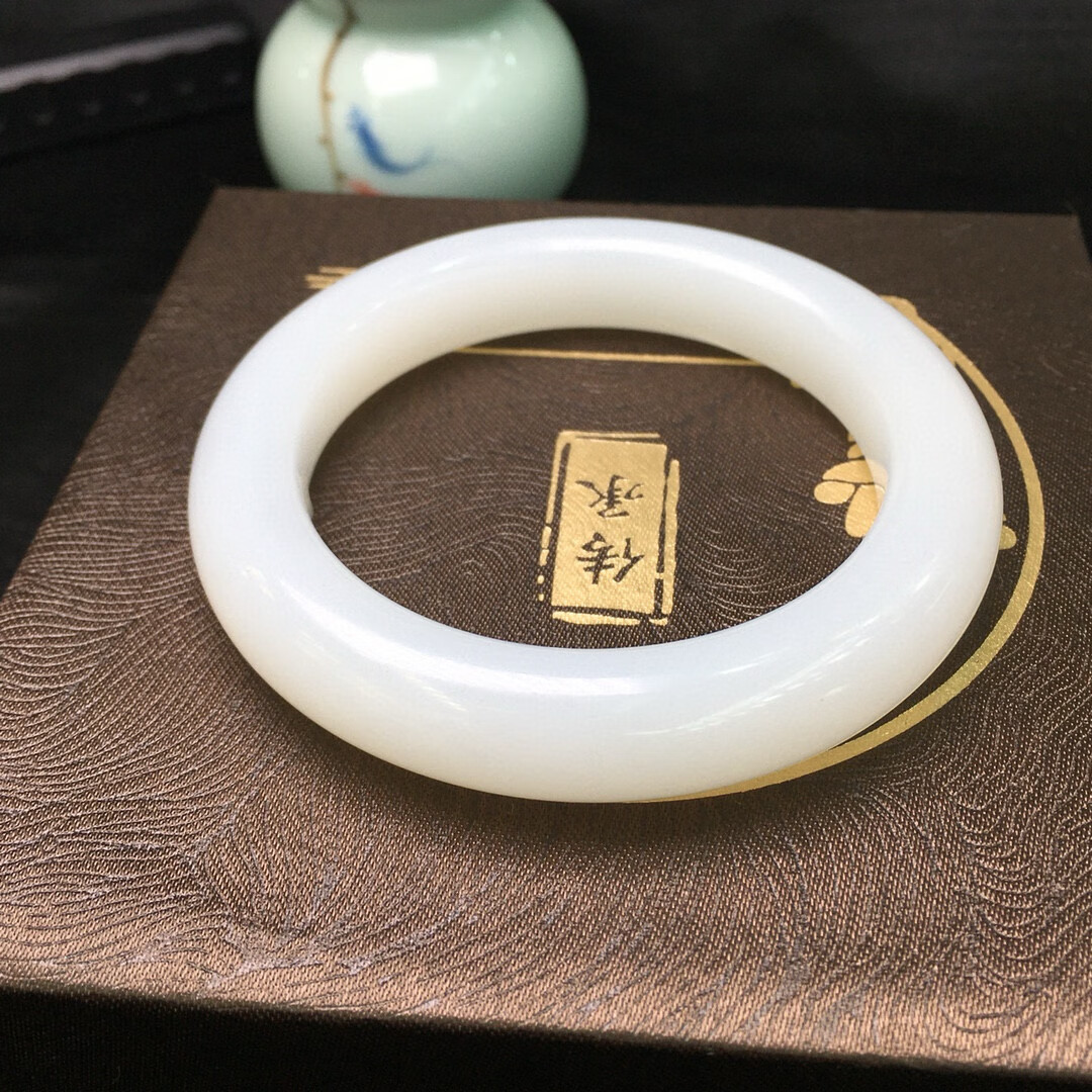安道子新疆和田玉羊脂白玉宽条手镯女旺夫俄料白玉镯玉石青海料镯子附证  54圈口【配国检证+礼盒】收藏级