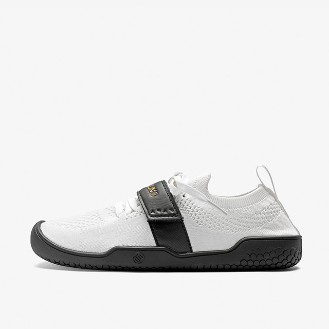 吕小军 LUXIAOJUN LU80C1A 男女通用训练鞋