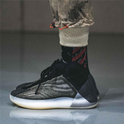adidas 三叶草YEEZY QNTM 椰子实战版篮球鞋H68771 UK6.5码码