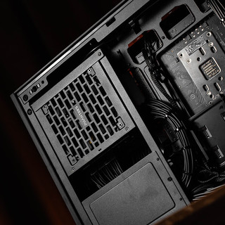 粤跃泓追风者XT M3小旋风MATX白色 黑色 前置TYPC-C机箱电源套装AMPGH金牌全模组侧透散热台式电脑小机箱