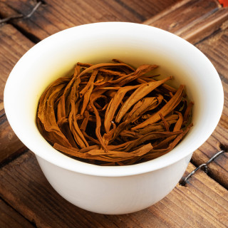 绿云峰 云南滇红古树红茶 蜜香薯香型 250g