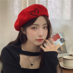 昏镜 日系女羊毛爱心刺绣贝雷帽