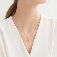 周生生皇冠黄金吊坠 在逃公主足金桂冠不含素链 89030P计价2.55克