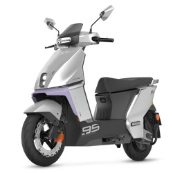 绿源 全能S95 72V35A石墨烯电池智能长续航电动摩托车 到门店选颜色