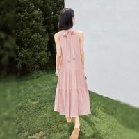 夏装柔软舒适莱赛尔挂脖系带细腻碎褶女式无袖中长连衣裙