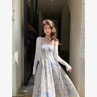 西遇法式碎花吊带连衣裙女2025年春季新款海报度假风a字收腰长裙