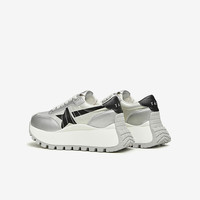 他她休闲厚底阿甘鞋女时尚运动鞋2024春新DWGA1AM4 银/白/黑 39