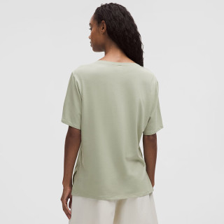 lululemon 丨Relaxed-Fit 女士宽松剪裁船型领口 T 恤 LW3IDWS 雾绿 线上专售 XXS /2