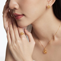 周大福星星揽月足金黄金星月织梦吊坠女(工费360)约2.7g EOF1634