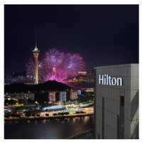 有效期至年底 全程不加价 ！珠海希尔顿 海景景观客房/套房1晚套餐（含早+星厨正餐+一住升金等）