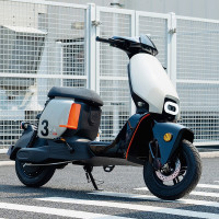 今日必买：极核 ZEEHO 新国标电动车自行车EZ3i踏板车 极光绿