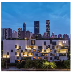 充满浓郁新东方设计元素的豪华酒店 全程不加价！深圳回酒店 回遇大床房/双床房 1晚 (含早+下午茶+迷你吧)