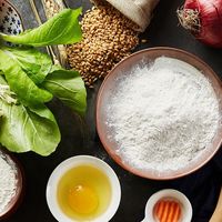 中粮福临门金典原味富强小麦粉5kg袋装通用面粉10斤家用商用