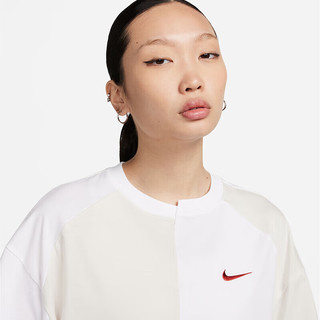 耐克(NIKE)春夏女短袖T恤 纯棉 运动休闲 宽松 FQ0366-030 白M FQ0366-030幻影灰白