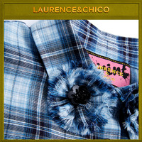 LC韩风清新蓝格纹花朵钉珠衬衫2025