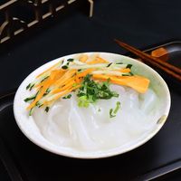 东北大妈拉皮250g*7袋鲜凉皮特色方便速食凉拌小吃水晶大凉皮冷面