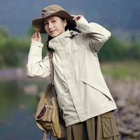 户外山系女式冲锋三合一衣登山服透气防风防水抓绒内胆硬壳外套