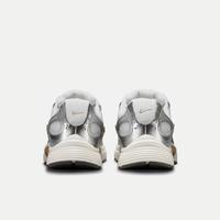 NIKE V5 RNR男鞋轻量缓震支撑运动休闲鞋舒适防滑耐磨低帮复古跑步鞋 HJ5228-102 41
