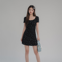 小野七天法式吊带短袖连衣裙女短款2025夏季新款辣妹裙子 短袖短裙碎花