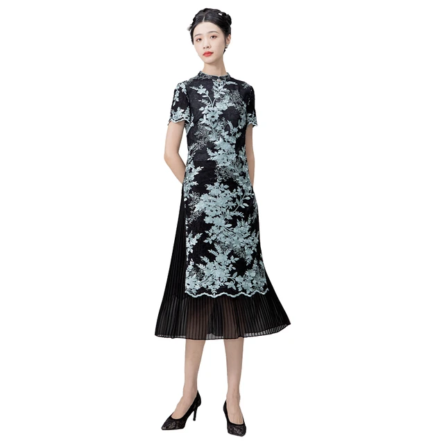 Londee/龙笛春夏款优雅复古绣花撞色修身礼服旗袍9S26687