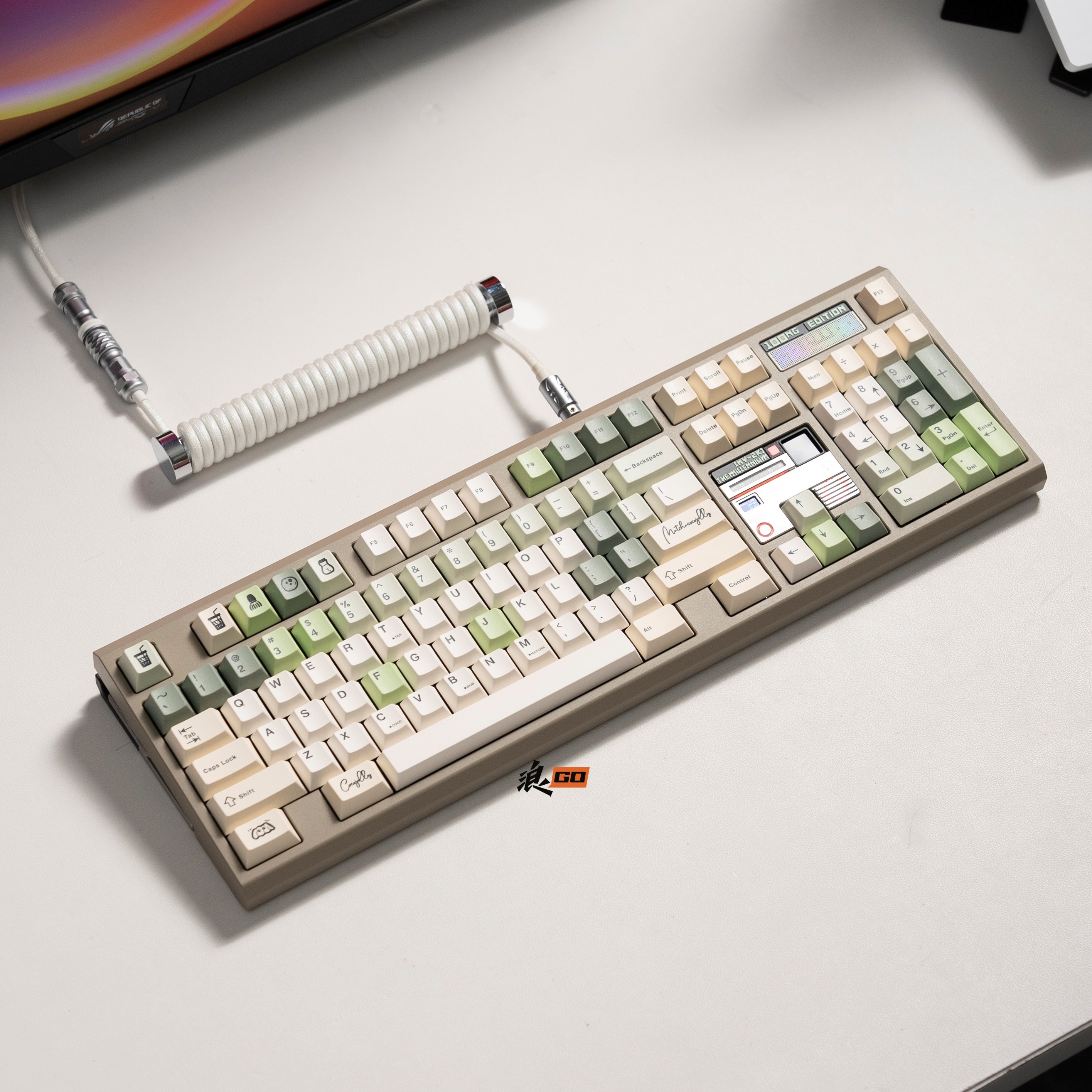 套餐三 100ng 勃艮第红 x JTK HSA怪咖成品键盘