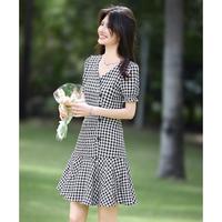 【格纹设计简约风A字裙】夏季款女人味V领连衣裙