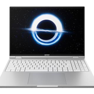 七彩虹 iGame M16 14代酷睿i9 16英寸轻薄游戏笔记本(i9-14900HX 32G 1T RTX5070 300Hz）星耀白