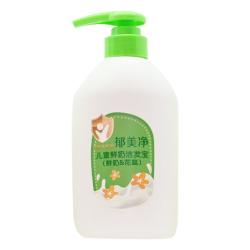郁美净 儿童鲜奶洁发宝550g滋润保湿儿童洗发水呵护头皮柔顺发丝3-6-12岁