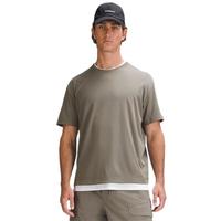 露露乐蒙lululemon丨Textured Mesh 男士纹理网面宽松款 T 恤  LM3F55S 卡其棕 XS
